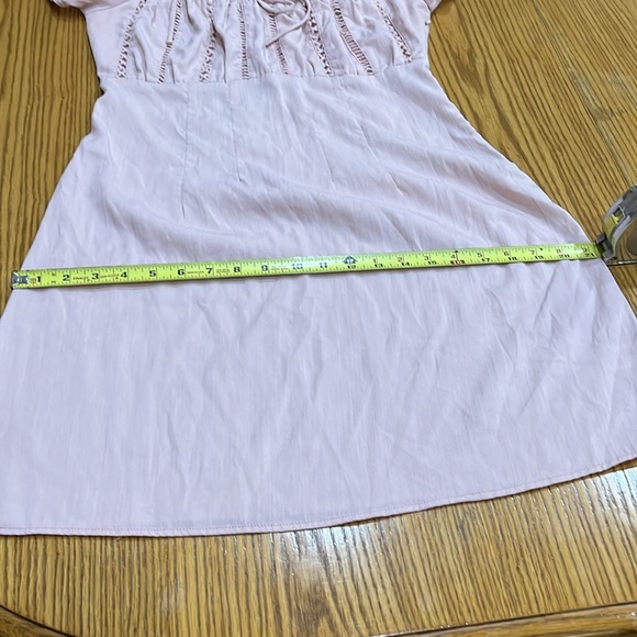 Beautiful Peach Off/On the shoulder dress. So feminine and very comfortable! - Picture 6 of 6